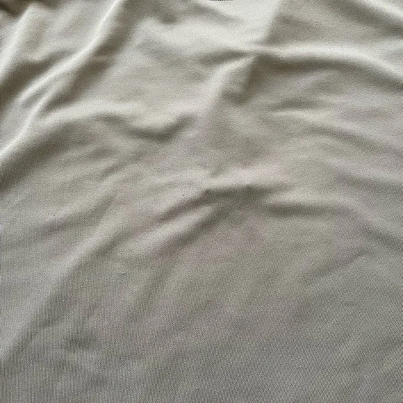 🌸Under Armor gray collared shirt - Picture 5 of 5